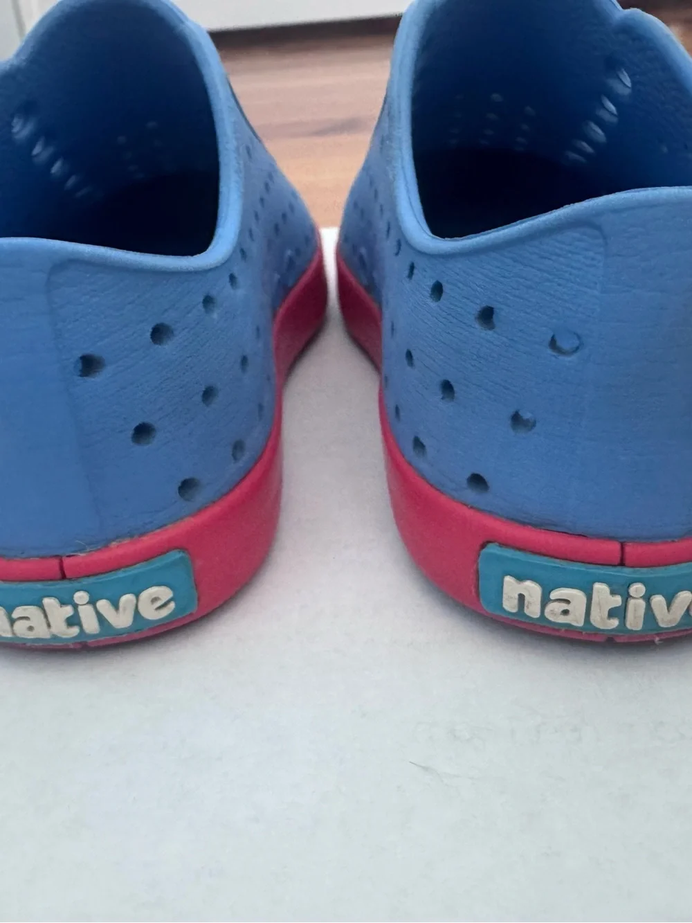 Native Kids Jefferson Slip-On Shoes - Blue with Red Toe size C10 toddler 10